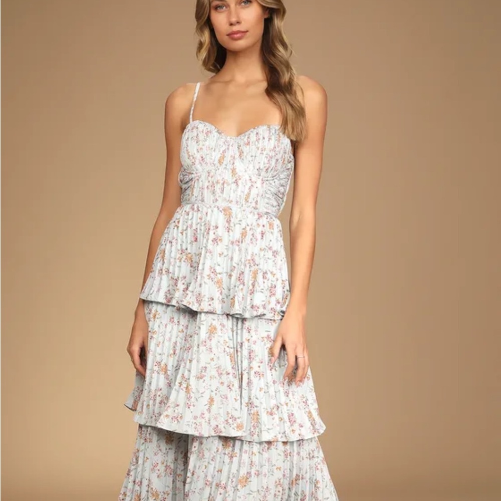 Lulu's Floral Tiered Midi Dress